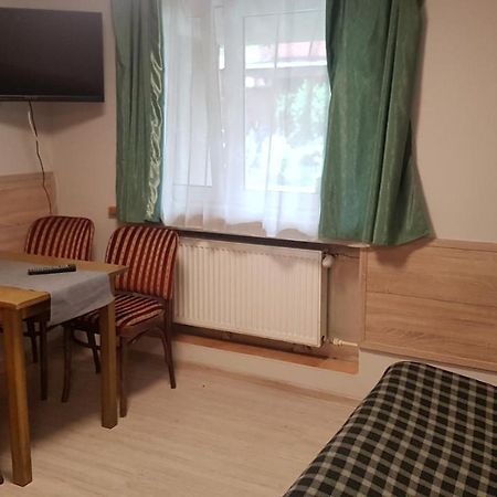 Noclegi Silesia Tychy Ngoại thất bức ảnh